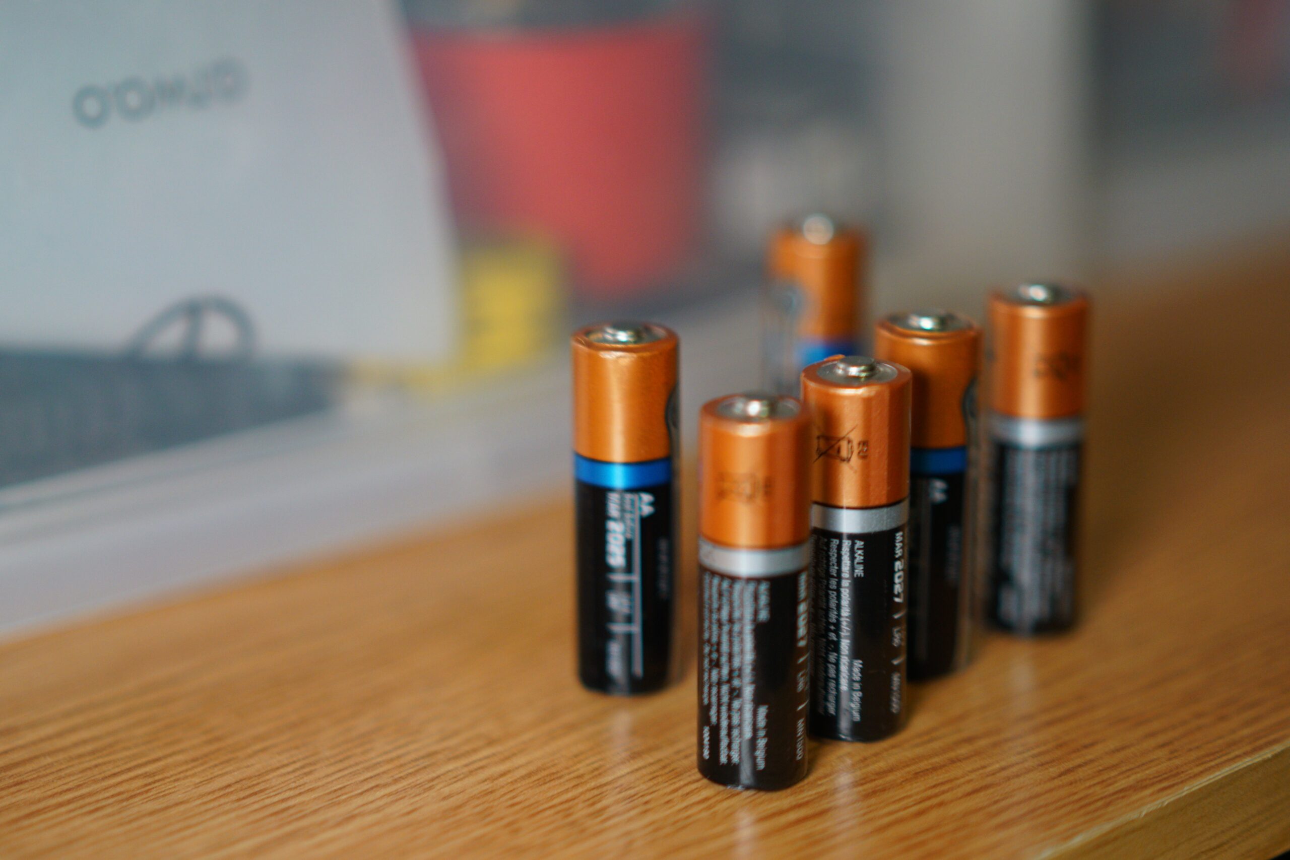 lithium-aa-batteries-2024-12-02-11-15-56-utc
